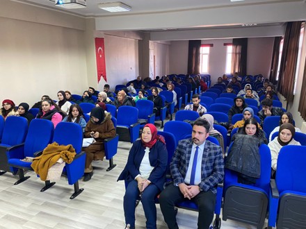 Bozkır MYO Mimari Restorasyon Programı tarafından düzenlenen "Sektör Buluşmaları-1-" Konferansımız Yapılmıştır.